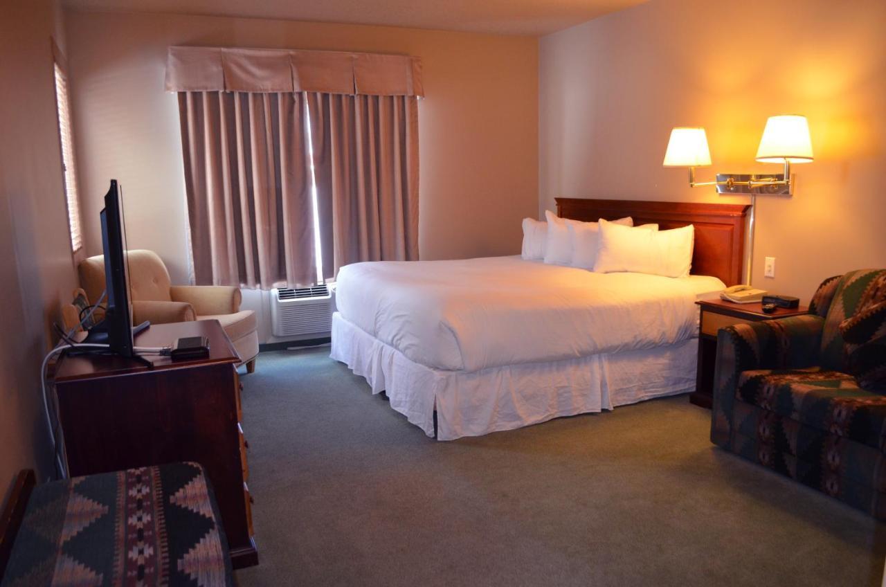 Waterton Lakes Lodge Resort Εξωτερικό φωτογραφία