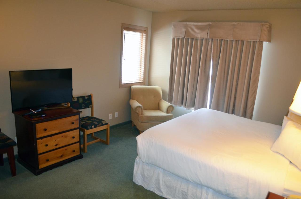 Waterton Lakes Lodge Resort Εξωτερικό φωτογραφία